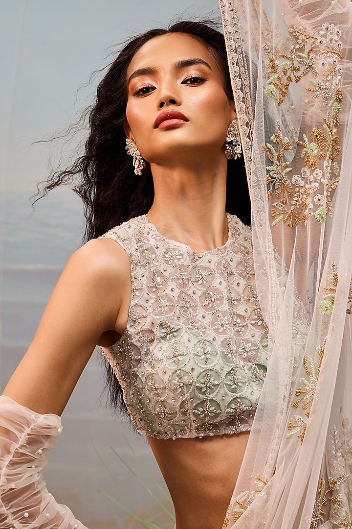 White Tulle Geometric Embroidered Pre-Stitched Reception Saree Set by Esha Sethi Thirani at Pernia's Pop Up Shop