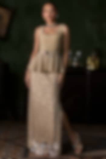 Sea Green Organza & Tulle 3D Petal Embroidered Skirt Set by Esha Sethi Thirani at Pernia's Pop Up Shop