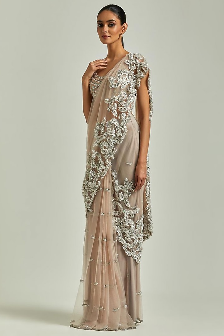 Pink Embroidered Reception Saree Set by Esha Sethi Thirani at Pernia's Pop Up Shop