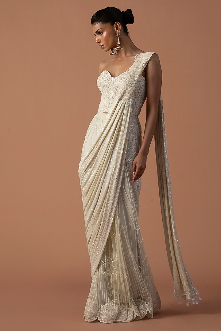 Ivory Georgette Lace Embroidered Pre-Stitched Bridal Saree Set by Esha Sethi Thirani at Pernia's Pop Up Shop