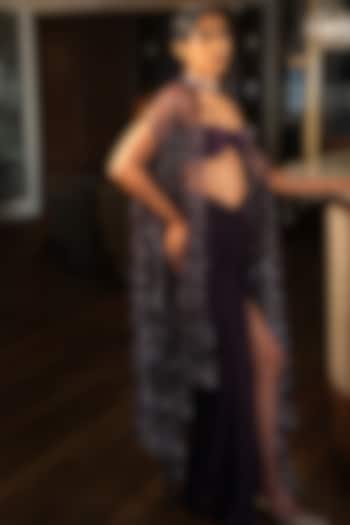 Purple Net Embroidered Cape Set by Suda by Esha Amin at Pernia's Pop Up Shop