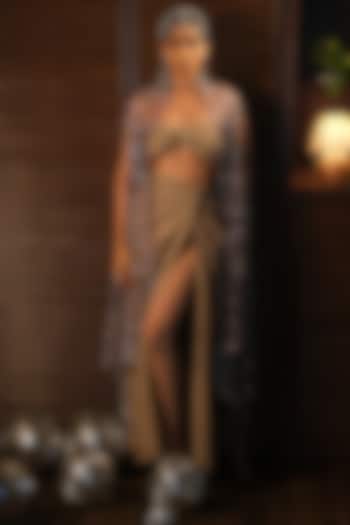 Nude Net Embroidered Cape Set by Suda by Esha Amin at Pernia's Pop Up Shop