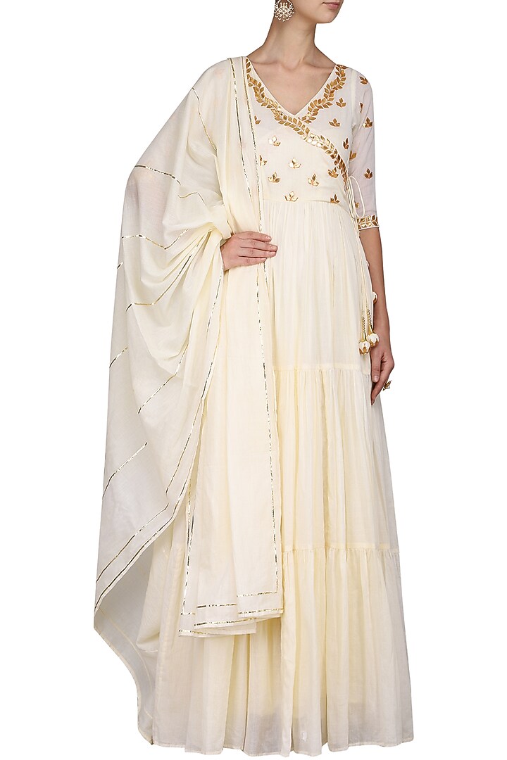 Off white embroidered anarkali available only at Pernia's Pop Up Shop.