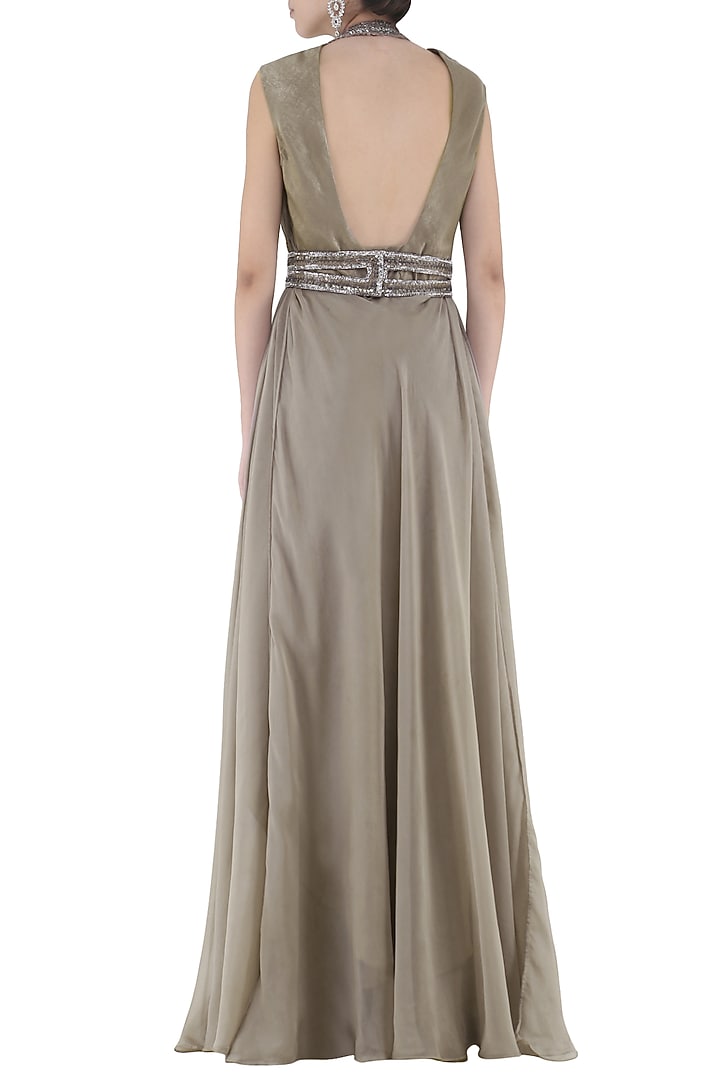Sand beige kurta, pants and embroidered cape set available only at Pernia's Pop Up Shop.