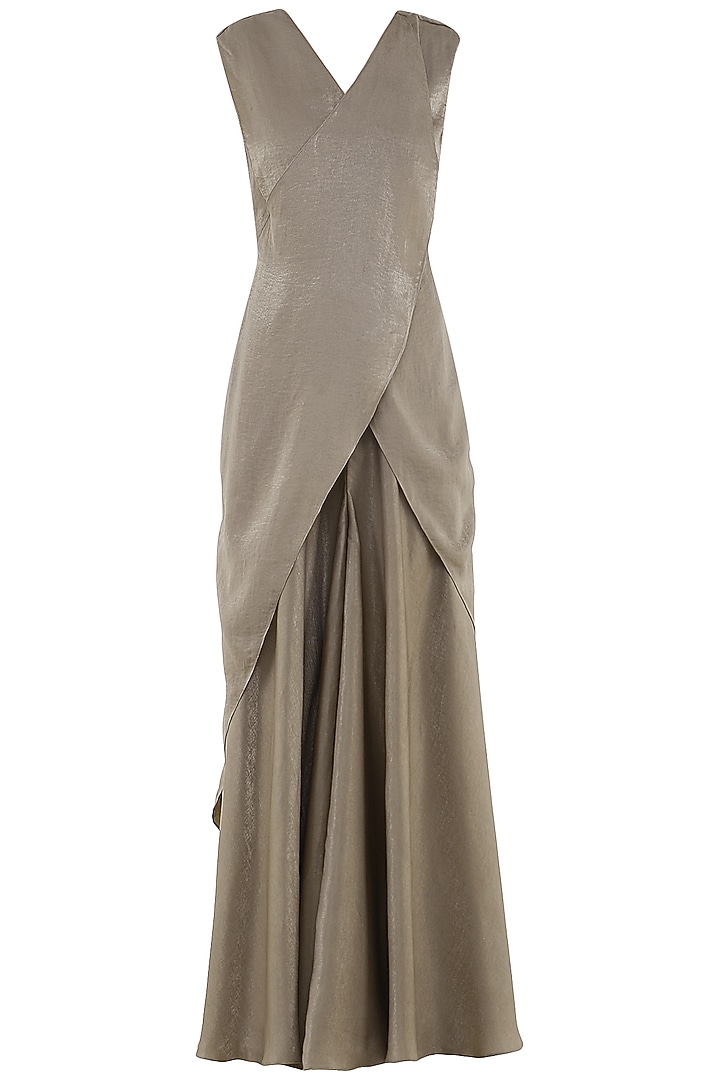 Sand beige kurta, pants and embroidered cape set available only at Pernia's Pop Up Shop.