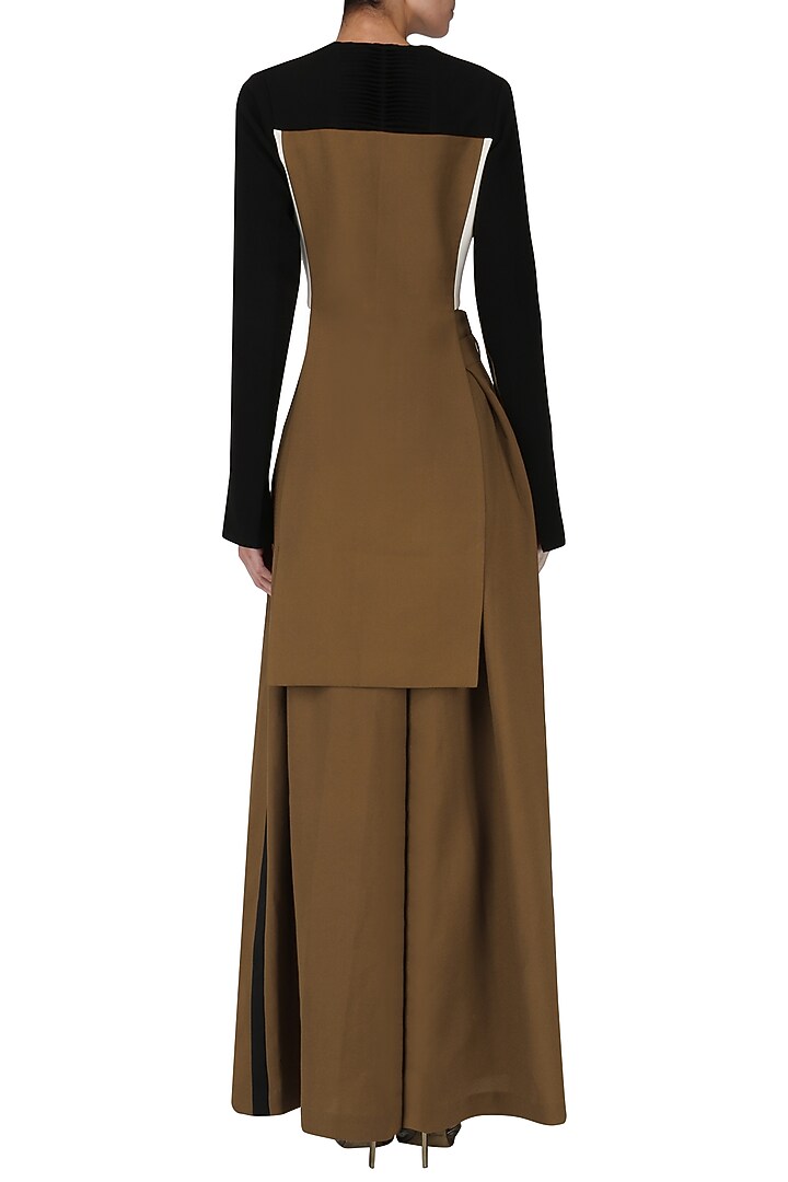 Tan brown top with flared pants available only at Pernia's Pop Up Shop.