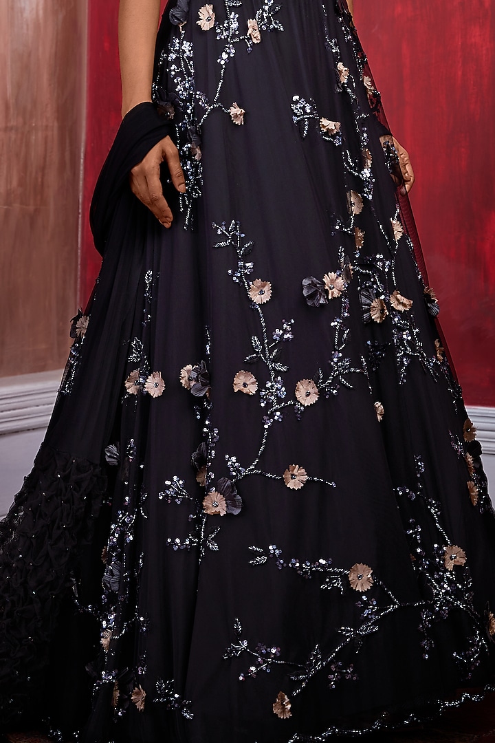 Black Sequins Embroidered Bridal Lehenga Set by Esha Sethi Thirani at Pernia's Pop Up Shop