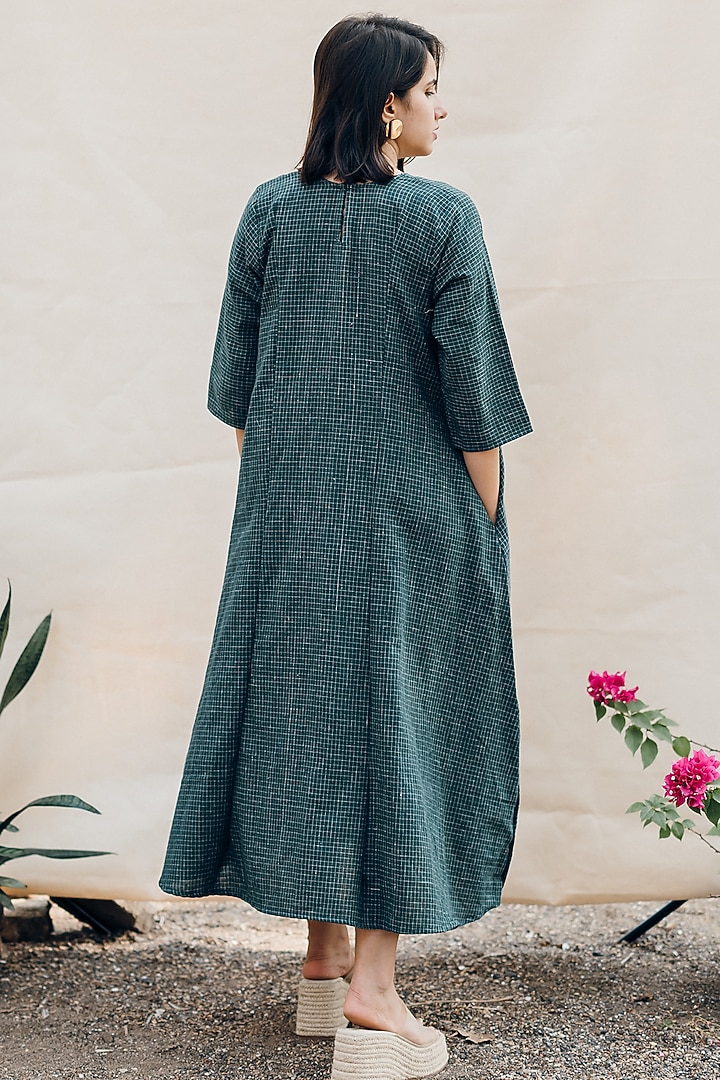 green 3/4 sleeve dress Green Eyelet Frill Neck Cuff Detail 3/4 Sleeve Pleated Dress main image 0