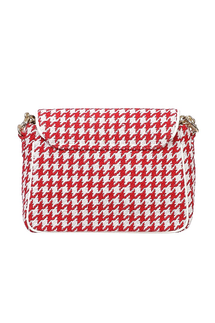 Red Woven Cotton Handbag by Etcetera at Pernia's Pop Up Shop