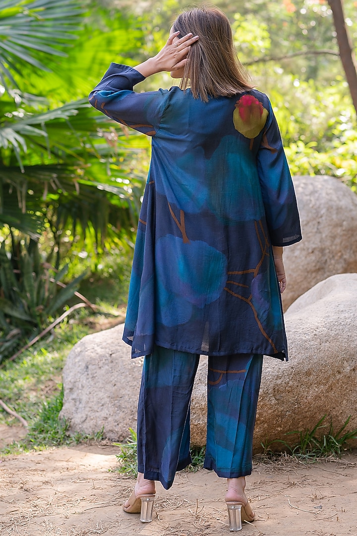 Blue Viscose & Modal Digital Printed Kurta Set by ETAR at Pernia's Pop Up Shop