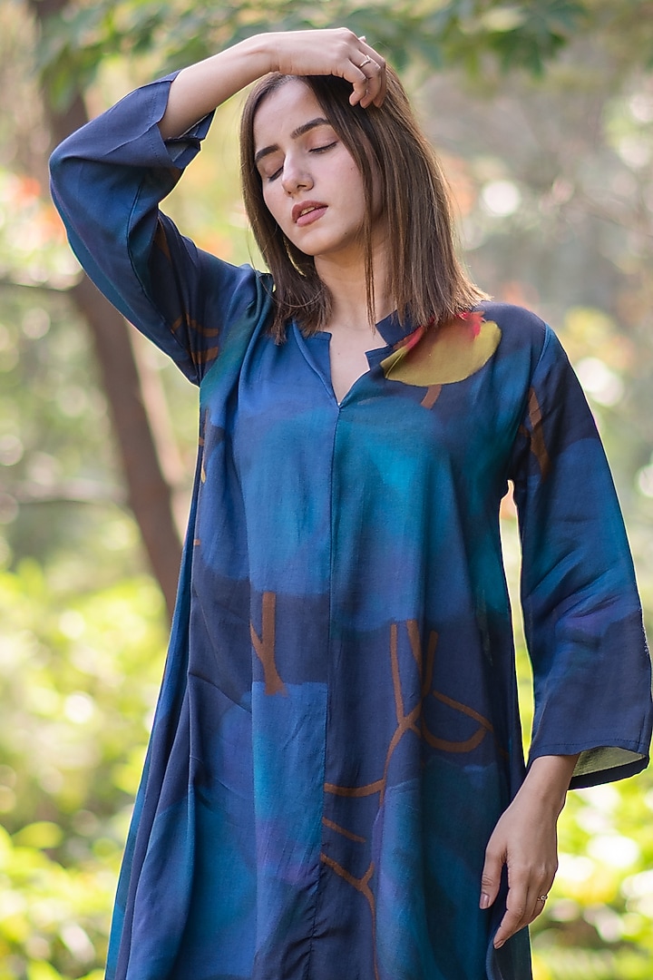 Blue Viscose & Modal Digital Printed Kurta Set by ETAR at Pernia's Pop Up Shop