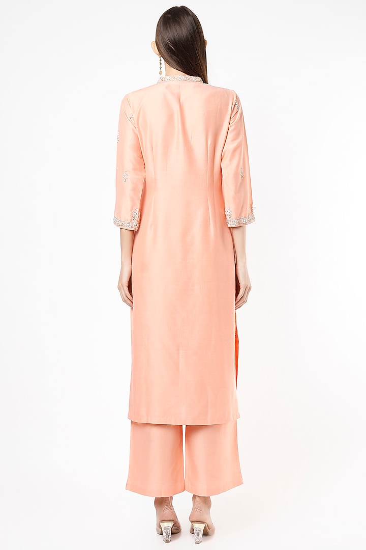 Peach Pearl Embroidered Kurta Set by Euphoria at Pernia's Pop Up Shop