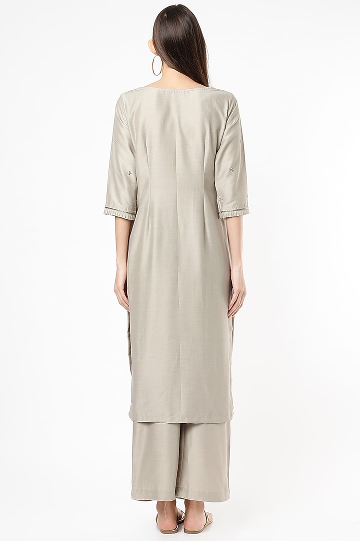 Steel Grey French Knot Embroidered Kurta Set by Euphoria at Pernia's Pop Up Shop