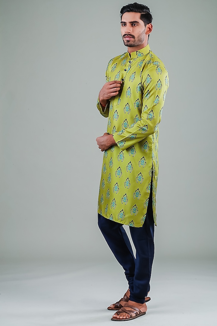 Green & Blue Printed Kurta Set by Eleven Brothers