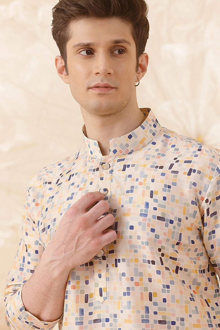 Yellow Silk Handcrafted Printed Kurta by Eleven Brothers at Pernia's Pop Up Shop