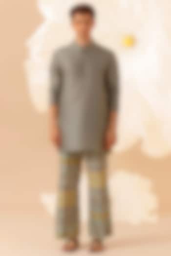 Green Silk Handcrafted Printed Kurta by Eleven Brothers at Pernia's Pop Up Shop