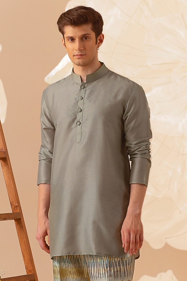Green Silk Handcrafted Printed Kurta by Eleven Brothers at Pernia's Pop Up Shop