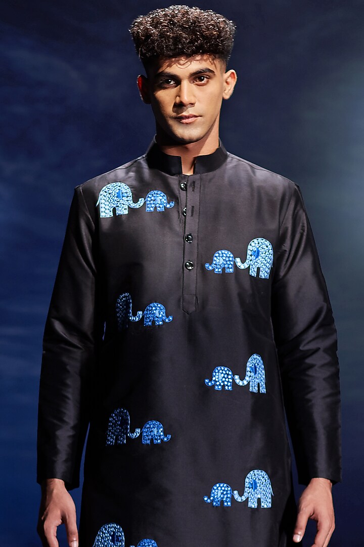 Black Taffeta Silk Mirror Hand Embroidered Kurta Set by Eleven Brothers at Pernia's Pop Up Shop