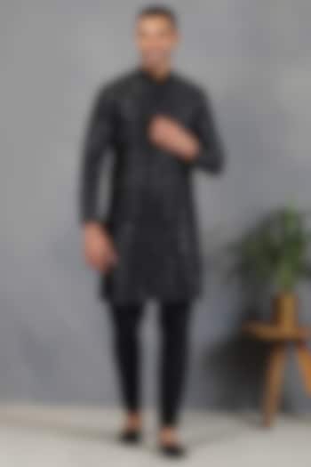 Black Silk Kurta Set With Foil Mirror Work by Eleven Brothers at Pernia's Pop Up Shop