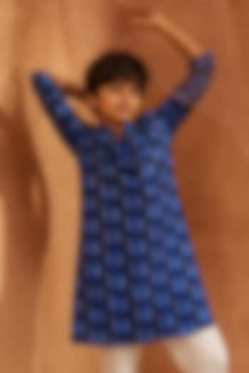 Blue Silk Printed Kurta Set For Boys by Eleven Brothers Kiids at Pernia's Pop Up Shop