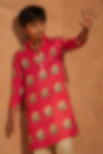 Pink Silk Printed Kurta Set For Boys by Eleven Brothers Kiids at Pernia's Pop Up Shop