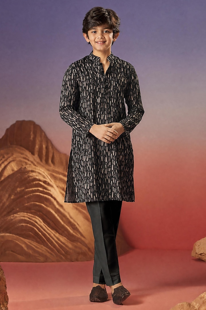Black Silk Kurta Set For Boys by Eleven Brothers Kiids at Pernia's Pop Up Shop