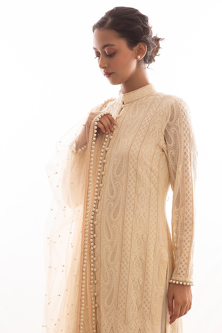Nude Chikankari Embroidered Kurta Set by EVRA BY NIKITA KHURANA at Pernia's Pop Up Shop