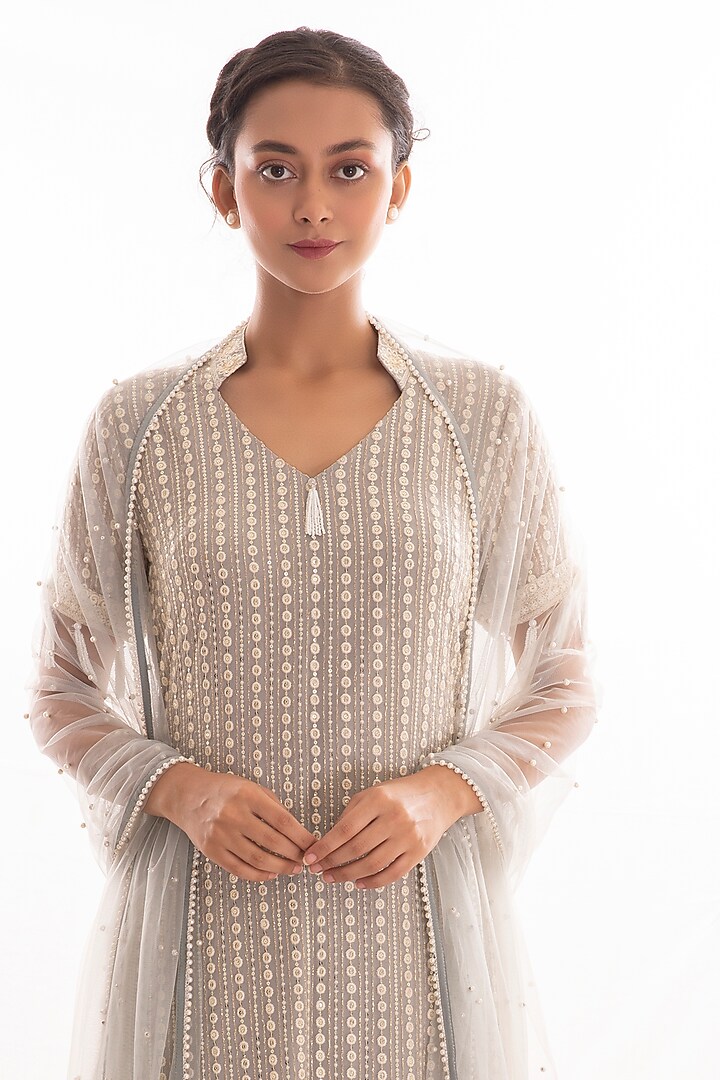 Grey Chikankari Embroidered Kurta Set by EVRA BY NIKITA KHURANA at Pernia's Pop Up Shop