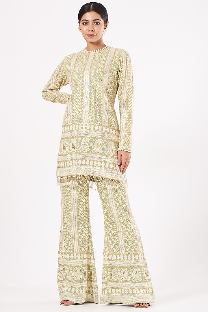 Mehendi Green Chikankari Embroidered Kurta Set by EVRA BY NIKITA KHURANA at Pernia's Pop Up Shop