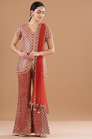 Red Georgette Embroidered Kurta Set by EVRA BY NIKITA KHURANA