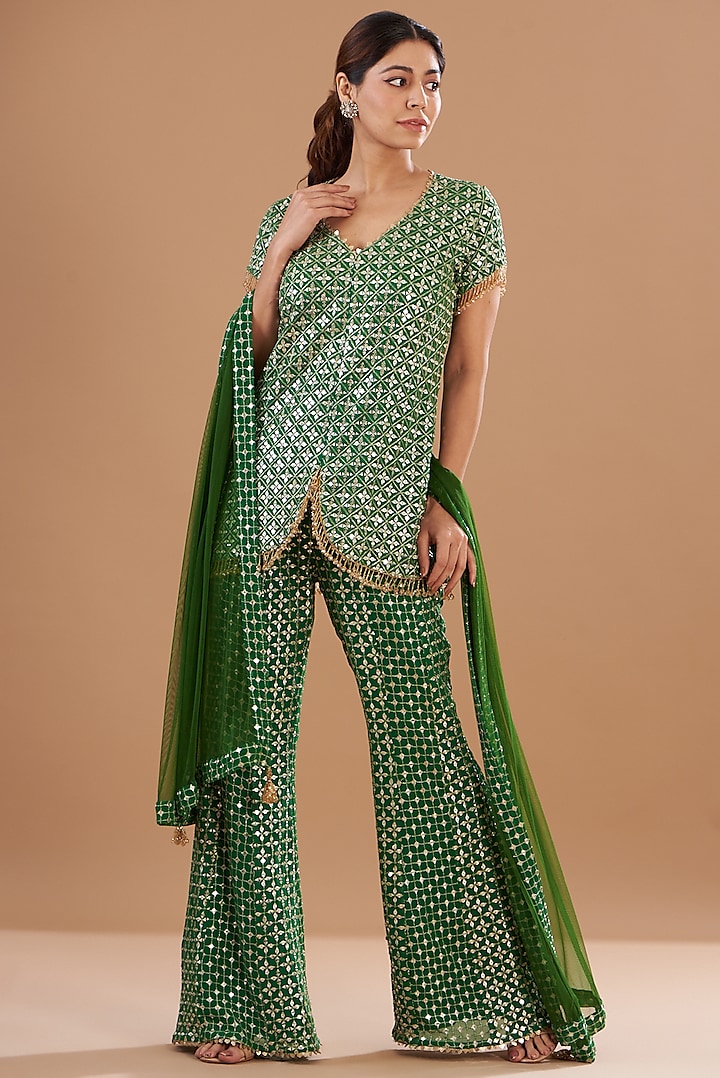 Green Georgette Embroidered Kurta Set by EVRA BY NIKITA KHURANA