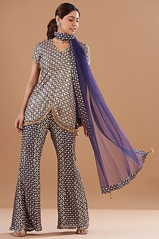 Purple Georgette Embroidered Kurta Set by EVRA BY NIKITA KHURANA