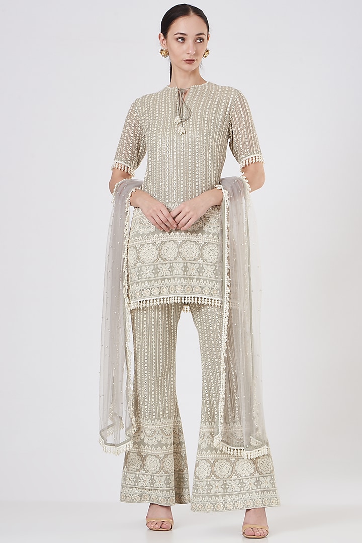 Grey Embroidered Kurta Set by EVRA BY NIKITA KHURANA at Pernia's Pop Up Shop