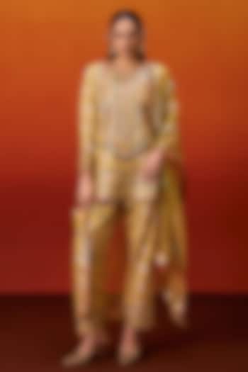 Yellow Cotton Silk Patola Print Gota Embroidered Kurta Set by EVRA BY NIKITA KHURANA at Pernia's Pop Up Shop