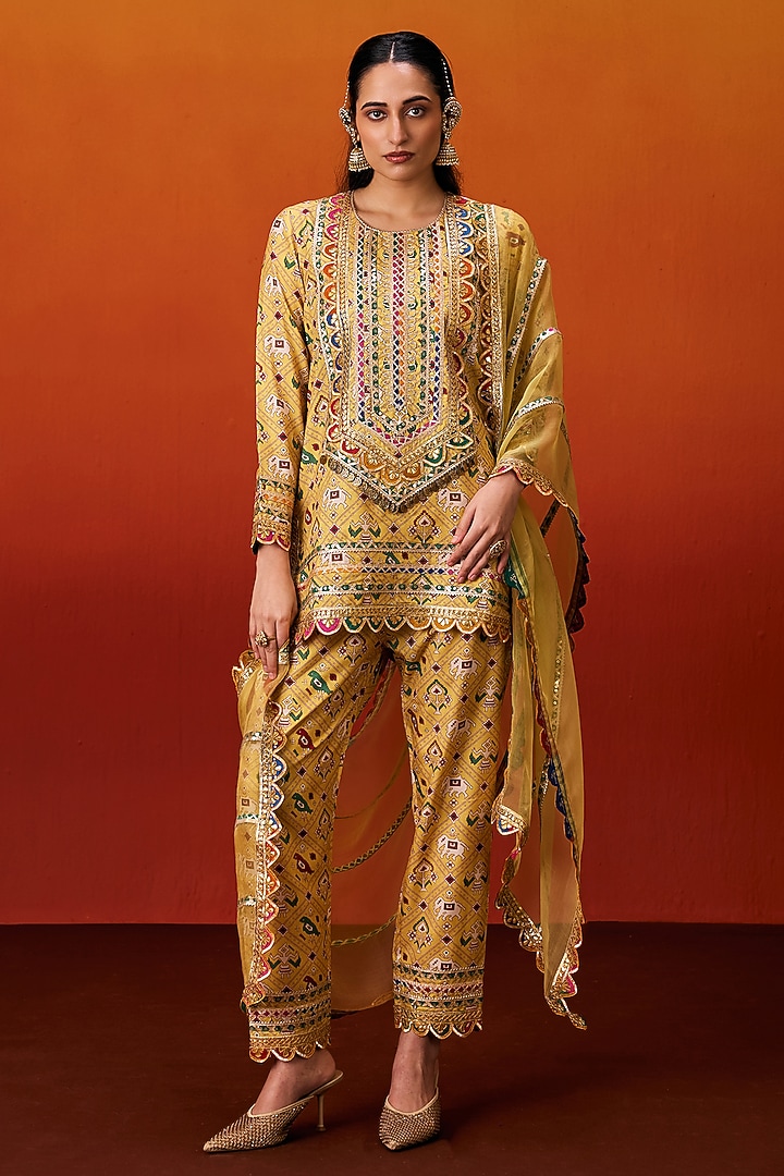 Yellow Cotton Silk Patola Print Gota Embroidered Kurta Set by EVRA BY NIKITA KHURANA at Pernia's Pop Up Shop