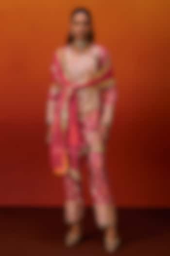 Pink Cotton Silk Patola Print Gota Embroidered Kurta Set by EVRA BY NIKITA KHURANA at Pernia's Pop Up Shop
