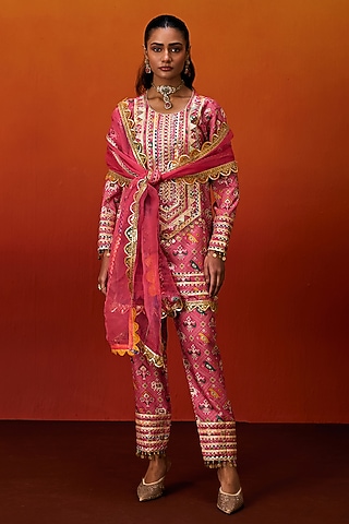 Pink Cotton Silk Patola Print Gota Embroidered Kurta Set by evra by nikita khurana
