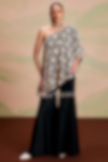 Black Georgette Pearl Machine Embroidered Off-Shoulder Cape Set by EVRA BY NIKITA KHURANA at Pernia's Pop Up Shop