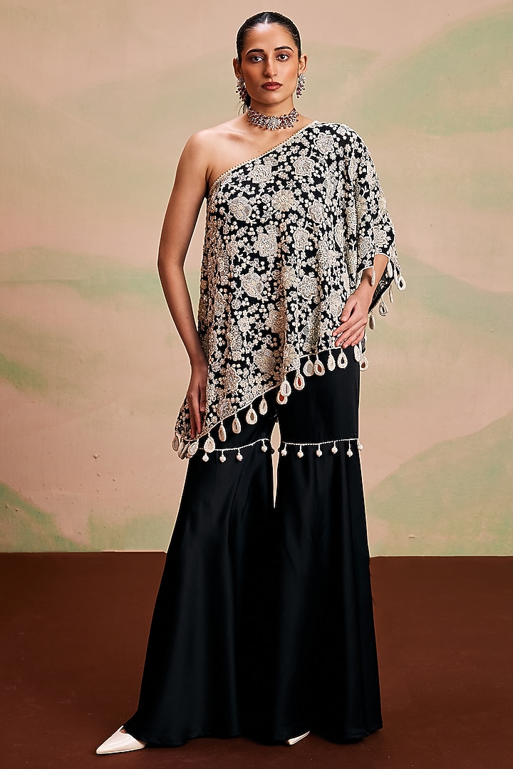 Black Georgette Pearl Machine Embroidered Off-Shoulder Cape Set by EVRA BY NIKITA KHURANA at Pernia's Pop Up Shop