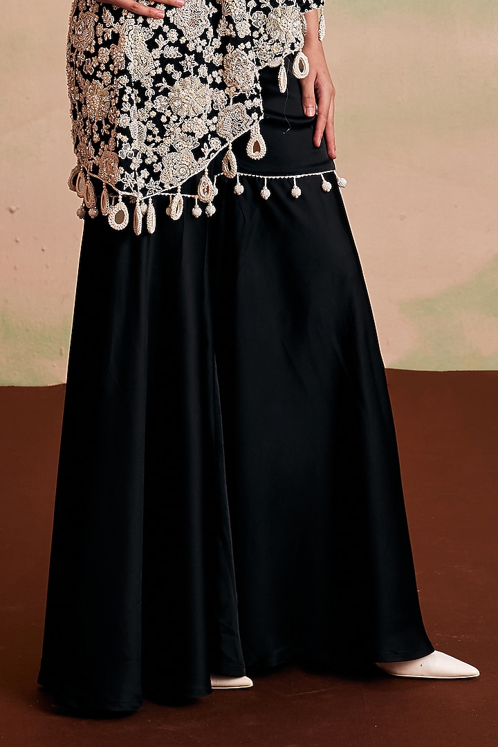 Black Georgette Pearl Machine Embroidered Off-Shoulder Cape Set by EVRA BY NIKITA KHURANA at Pernia's Pop Up Shop