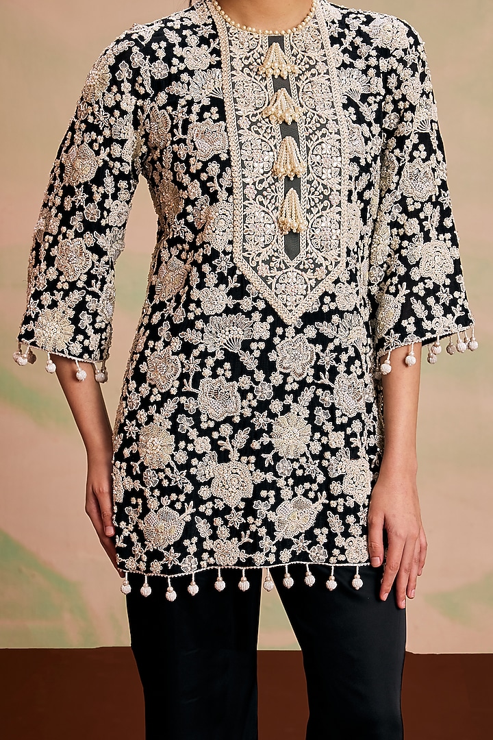 Black Georgette Pearl Machine Embroidered Kurta Set by EVRA BY NIKITA KHURANA at Pernia's Pop Up Shop