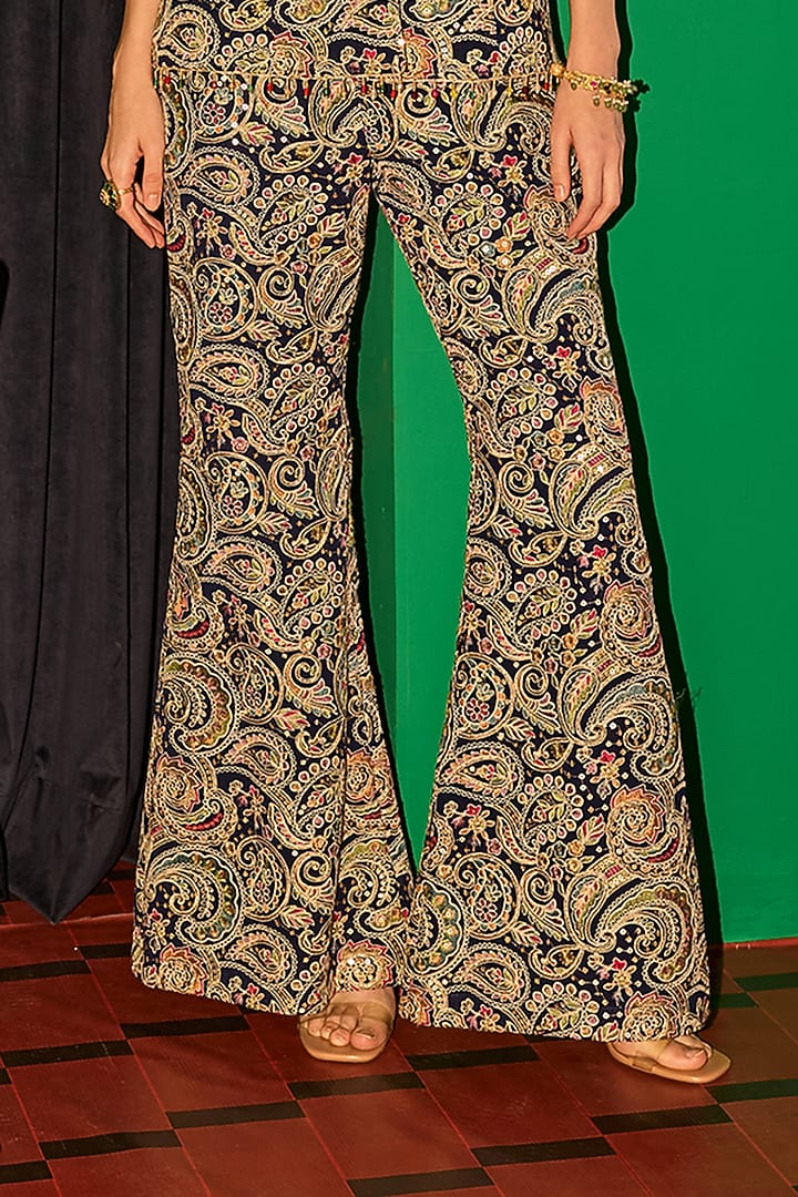 Navy Blue Georgette Thread Embroidered Co-Ord Set by EVRA BY NIKITA KHURANA at Pernia's Pop Up Shop