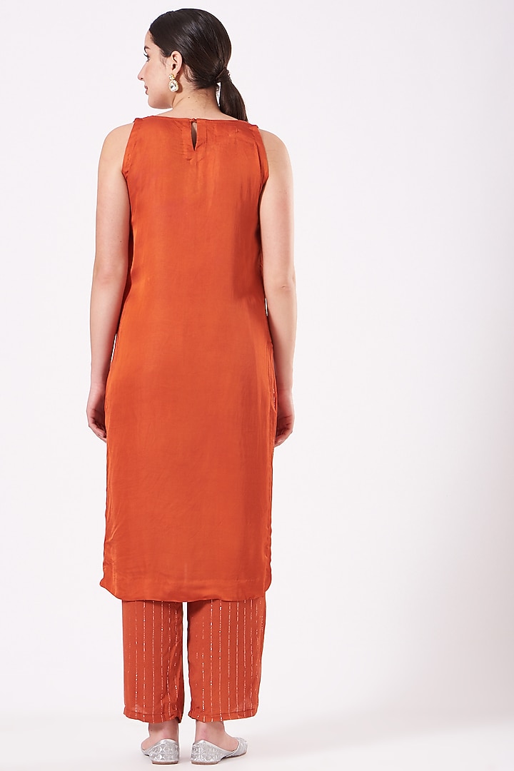 Rust Hand Embroidered Kurta Set by EWAZ at Pernia's Pop Up Shop