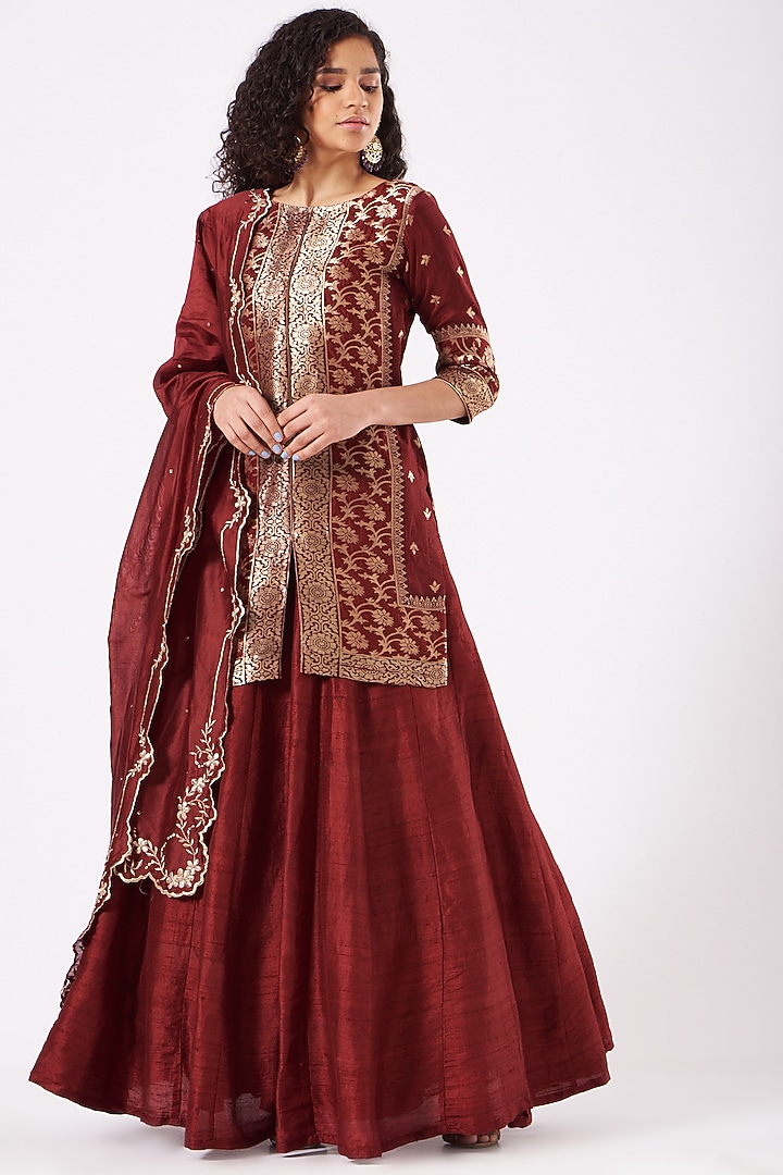 Deep Red Raw Silk Wedding Lehenga Set by EWAZ at Pernia's Pop Up Shop