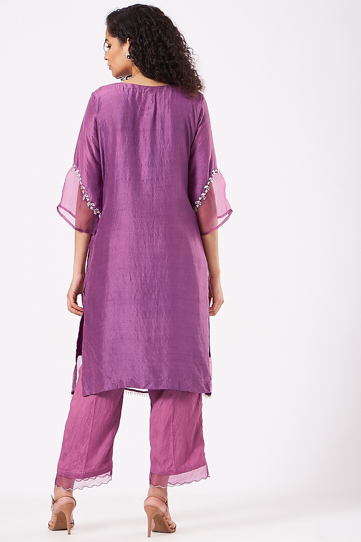 Mauve Hand Embroidered Kurta Set by EWAZ at Pernia's Pop Up Shop