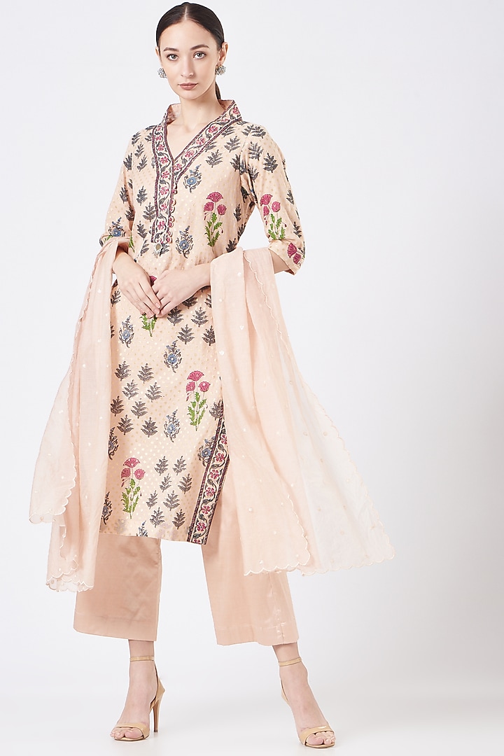 Light Pink Printed Kurta Set by EWAZ at Pernia's Pop Up Shop