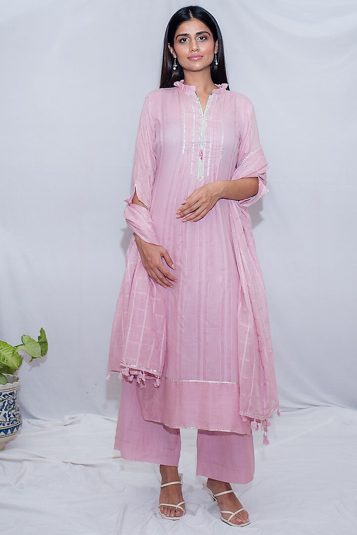 Light Pink Cotton Kurta Set by EWAZ at Pernia's Pop Up Shop