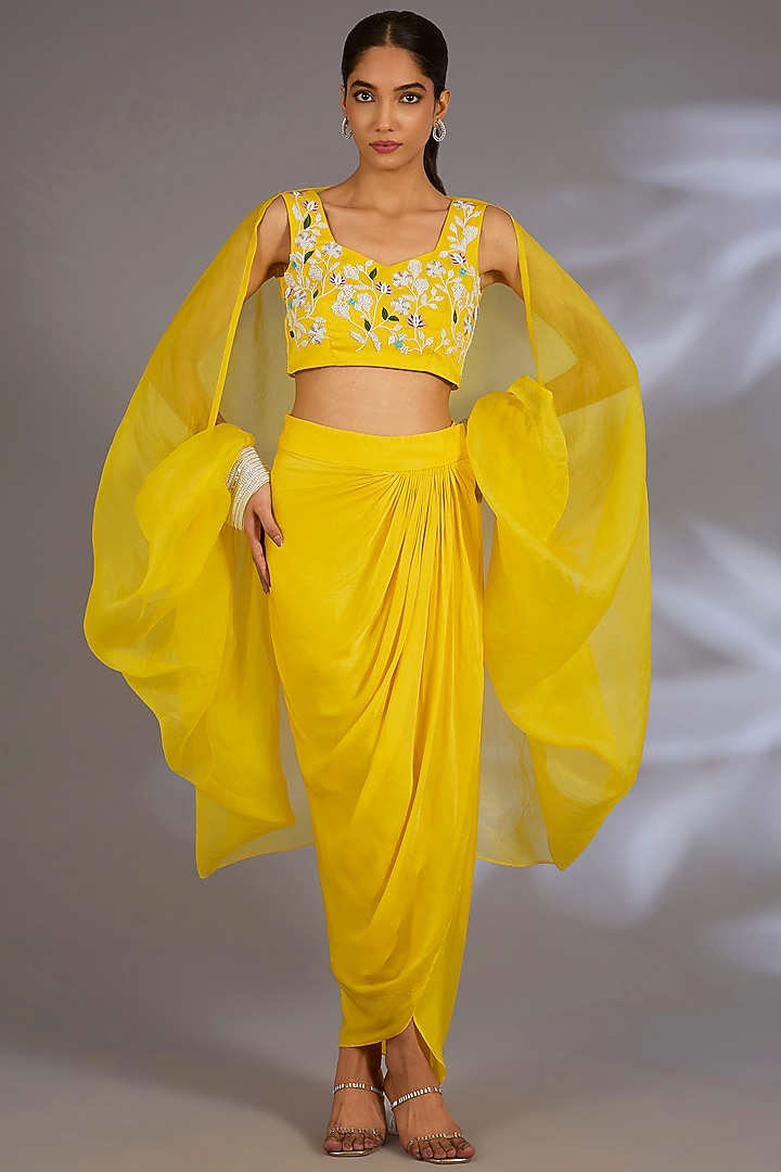 Yellow Organza Cape Set by Ewoke at Pernia's Pop Up Shop