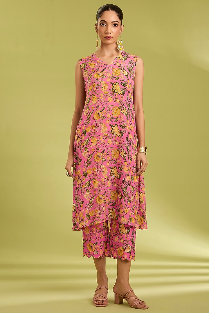 Pink Organza & Crepe Bead Embroidered Kaftan Set by Ewoke at Pernia's Pop Up Shop