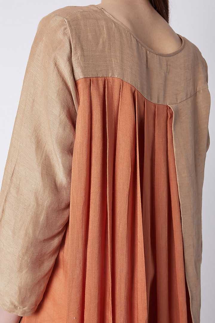 Beige & Rust Pleated Top by EZRA at Pernia's Pop Up Shop